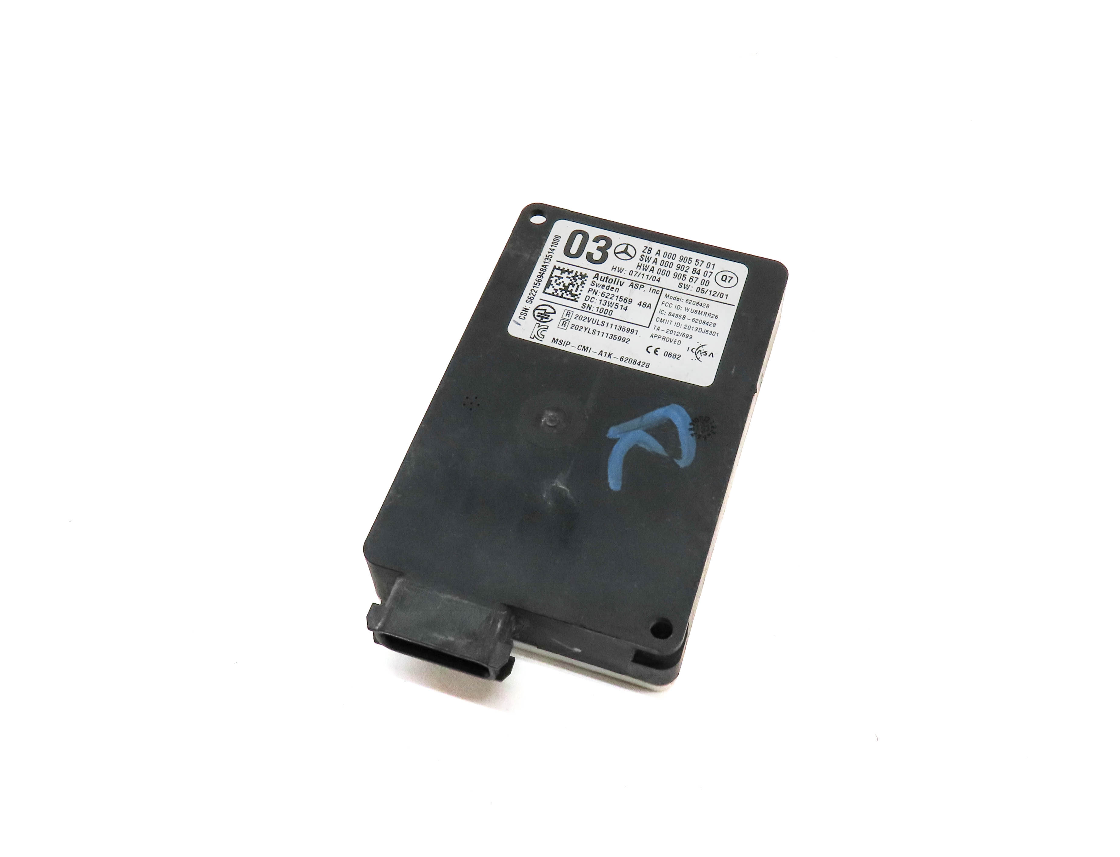 2014 MERCEDES GL350 GL450 GL550 GL63 CLS550 (C218 X166) BLIND SPOT RADAR MODULE — exact item pictured